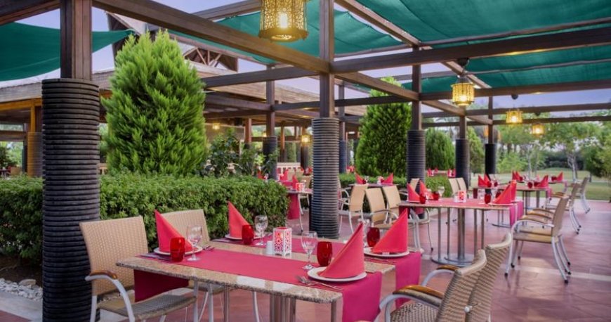 رستوران هتل آی سی گرین آنتالیا