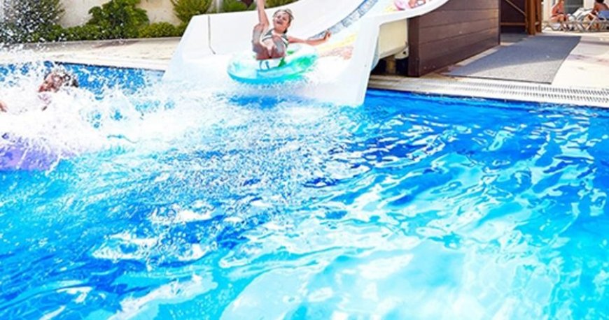 استخر هتل سان کانکت گرند آیدیل پریمیوم