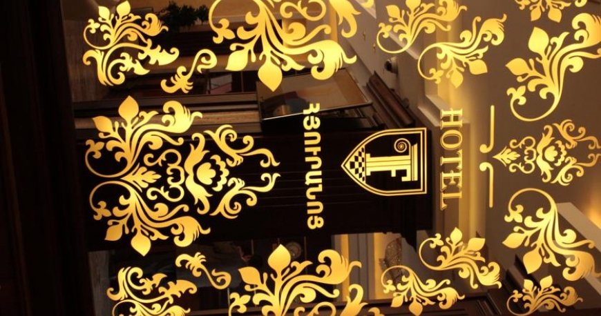 لابی هتل فوروم ایروان لابی هتل فوروم ایروان