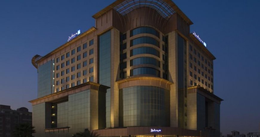 رادیسون بلو قاضی آباد