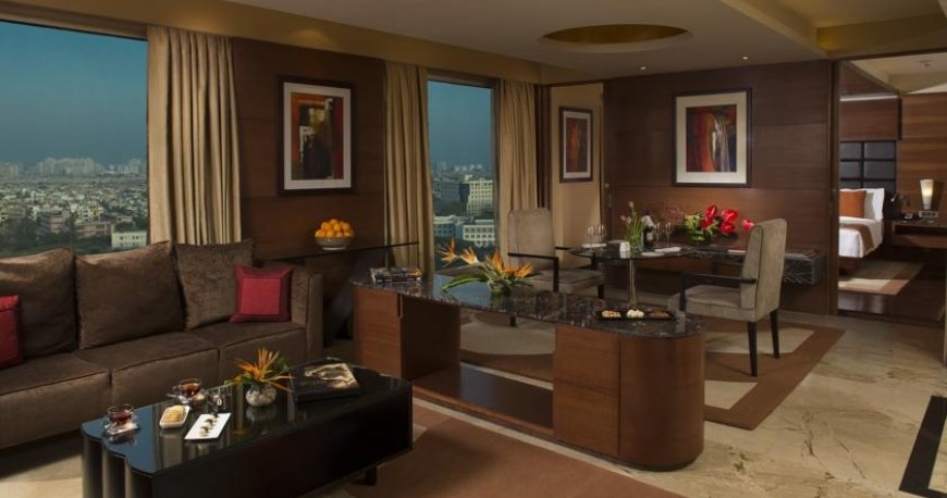 رستوران رادیسون بلو