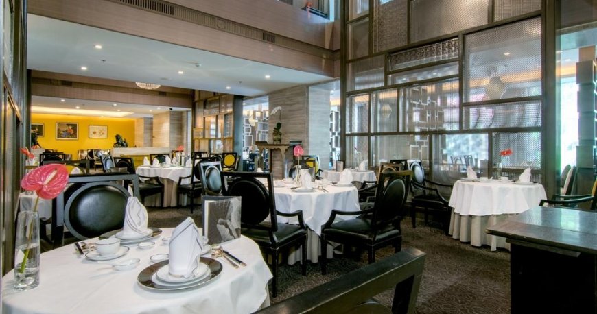 استخر هتل سوکوسول بانکوک