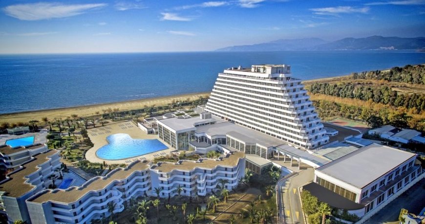 هتل پالم وینگز افسوس