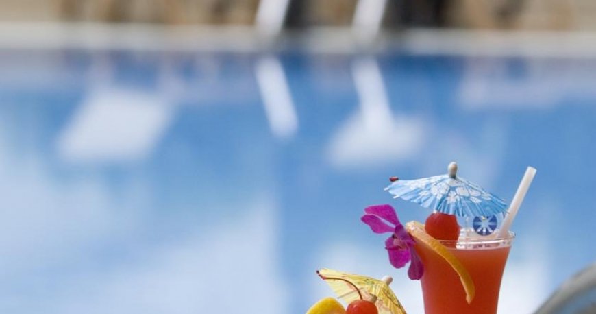 استخر هتل ملیا کوالالامپور