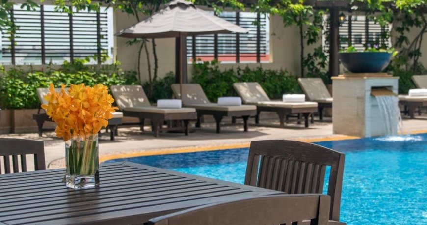 استخر هتل سوکوسول بانکوک