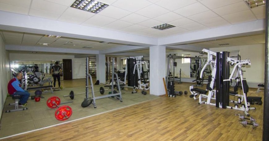 سالن بدنسازی هتل اتلتیکس