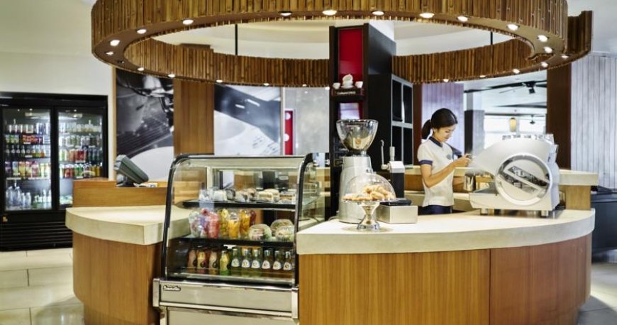 رستوران هتل سوئیسوتل ریزورت رستوران هتل سوئیسوتل ریزورت