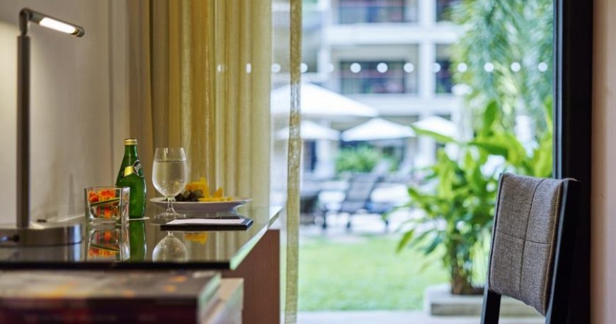 رستوران هتل سوئیسوتل ریزورت رستوران هتل سوئیسوتل ریزورت