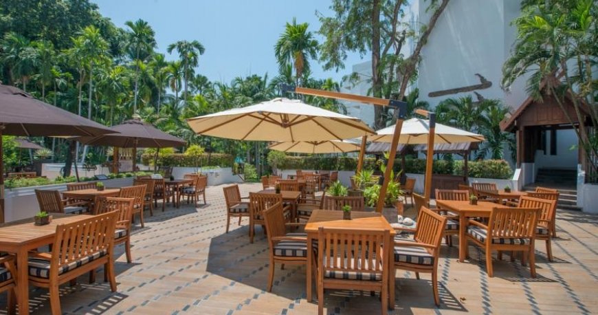 رستوران هتل آوانی پاتایا رستوران هتل آوانی پاتایا