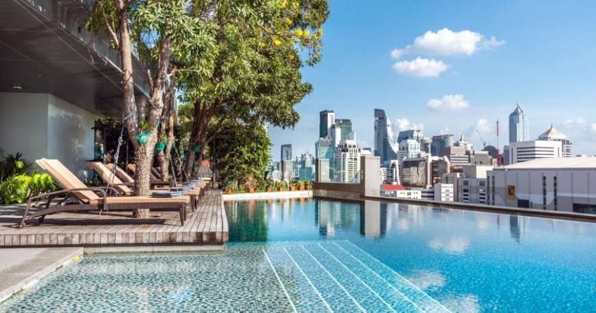 استخر هتل نووتل پلاتینیوم استخر هتل نووتل پلاتینیوم