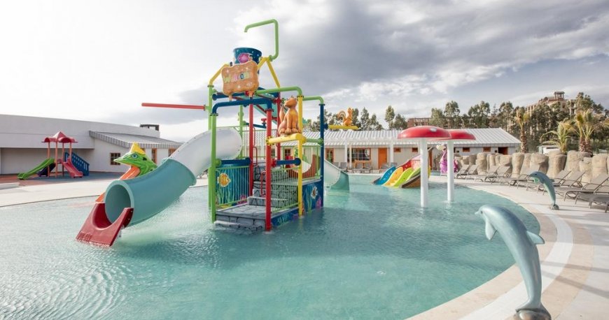 پارک آبی هتل پالم وینگز افسوس