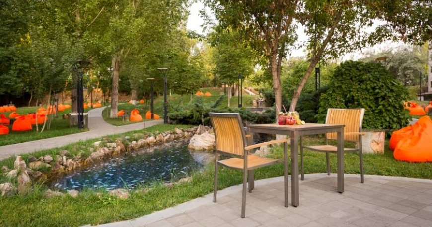 رستوران هتل رادیسون بلو رستوران هتل رادیسون بلو