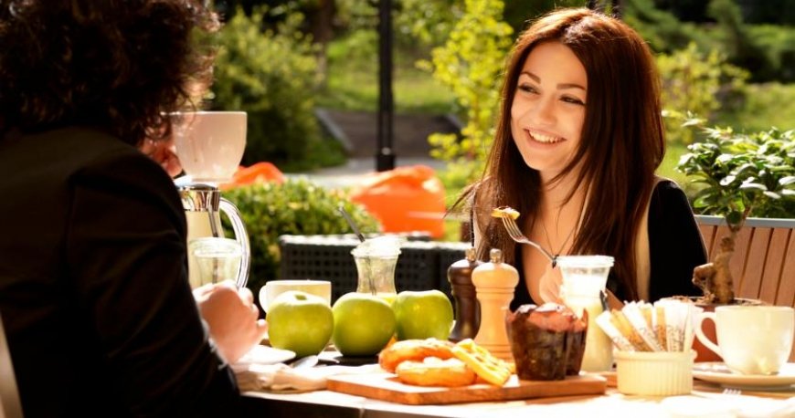 رستوران هتل رادیسون بلو رستوران هتل رادیسون بلو