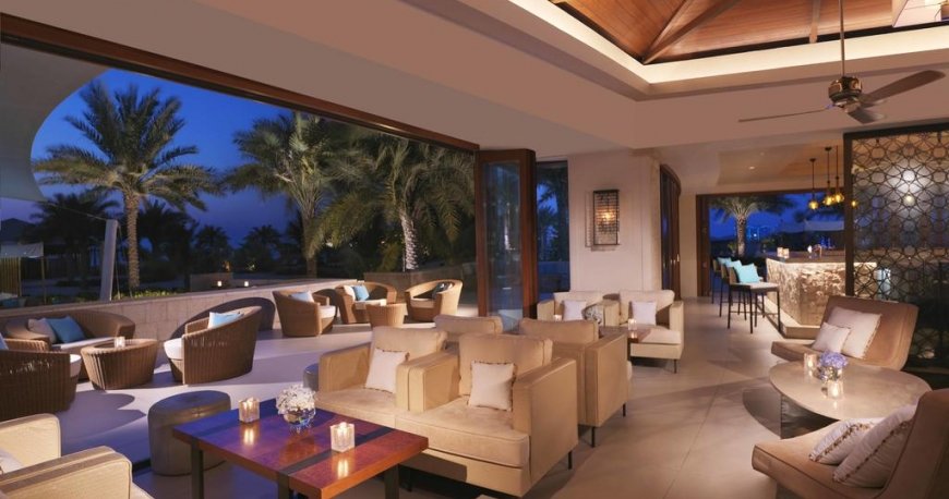 رستوران هتل ریتز کارلتون دبی