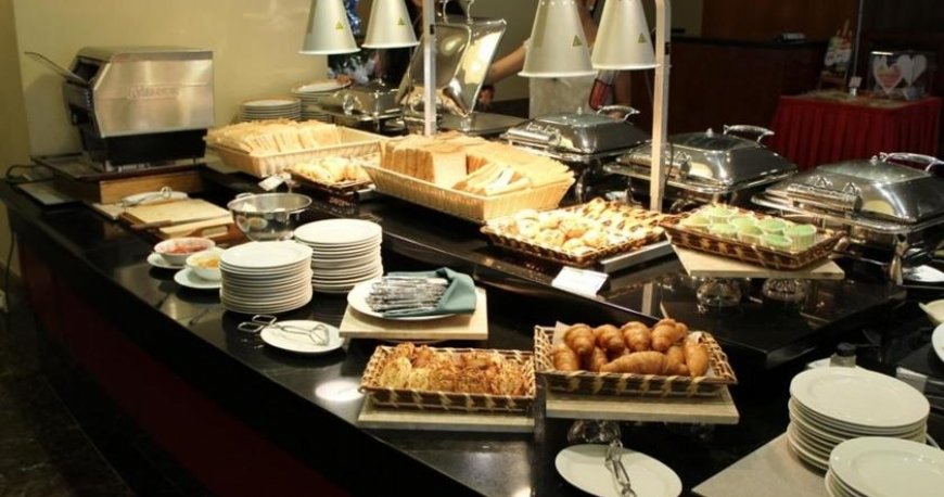 رستوران هتل رویال کوالالامپور