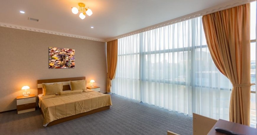 اتاق هتل ریوا باکو