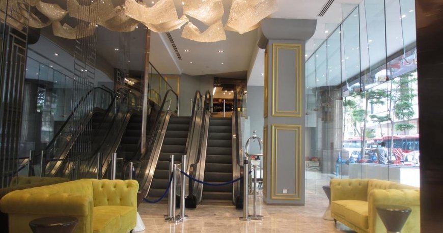 لابی هتل کوزمو کوالالامپور