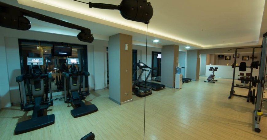 سالن بدنسازی هتل قفقاز باکو سیتی سالن بدنسازی هتل قفقاز باکو سیتی