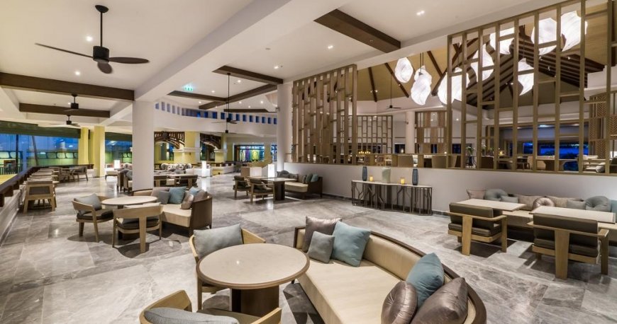 رستوران هتل ماریوت ریزورت مرلین بیچ رستوران هتل ماریوت ریزورت مرلین بیچ