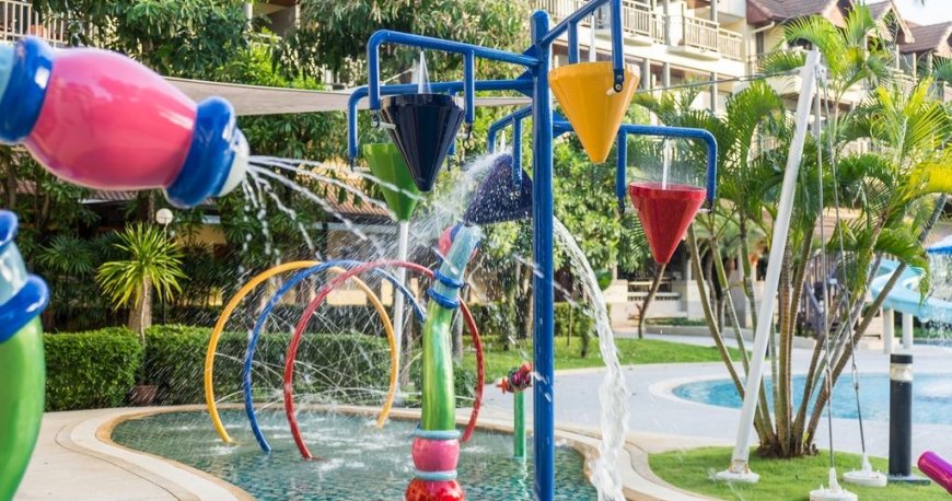 استخر هتل ماریوت ریزورت مرلین بیچ استخر هتل ماریوت ریزورت مرلین بیچ