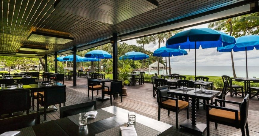 رستوران هتل ماریوت ریزورت مرلین بیچ رستوران هتل ماریوت ریزورت مرلین بیچ