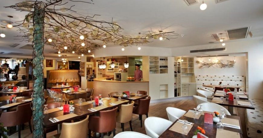  رستوران هتل کوناک استانبول