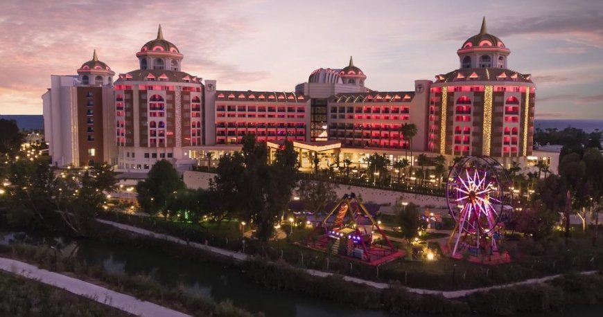 هتل دلفین بی ای گرند ریزورت 