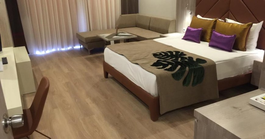 اتاق هتل دلفین بی ای گرند ریزورت 