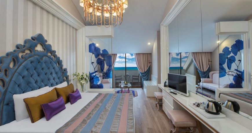 اتاق هتل دلفین بی ای گرند ریزورت 