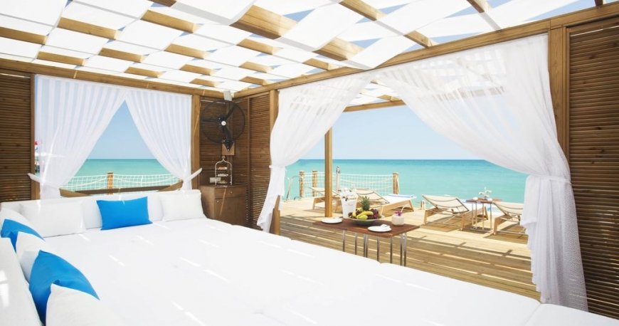 اتاق هتل رگنوم کاریا گلف