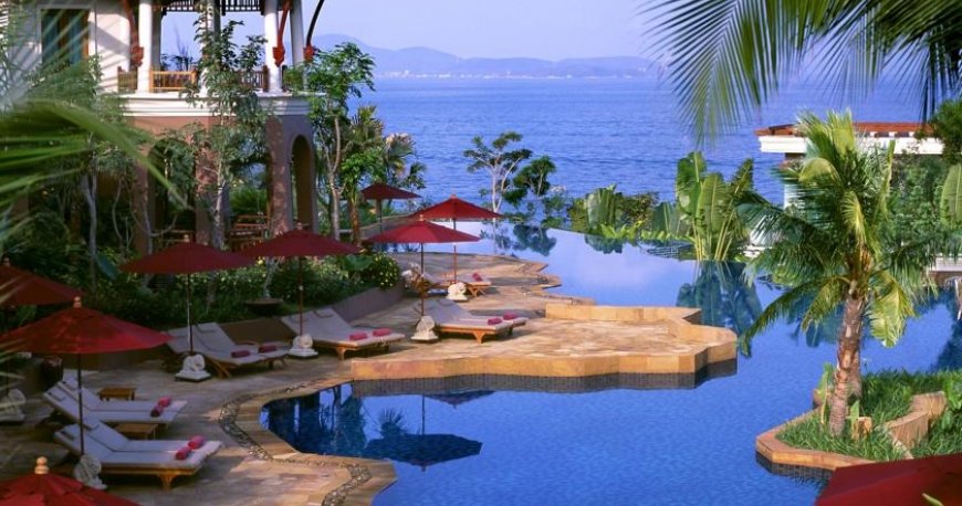 استخر هتل اینترکنتیننتال پاتایا