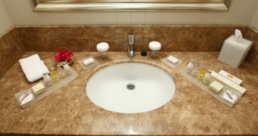 سرویس بهداشتی هتل قفقاز باکو سیتی سرویس بهداشتی هتل قفقاز باکو سیتی