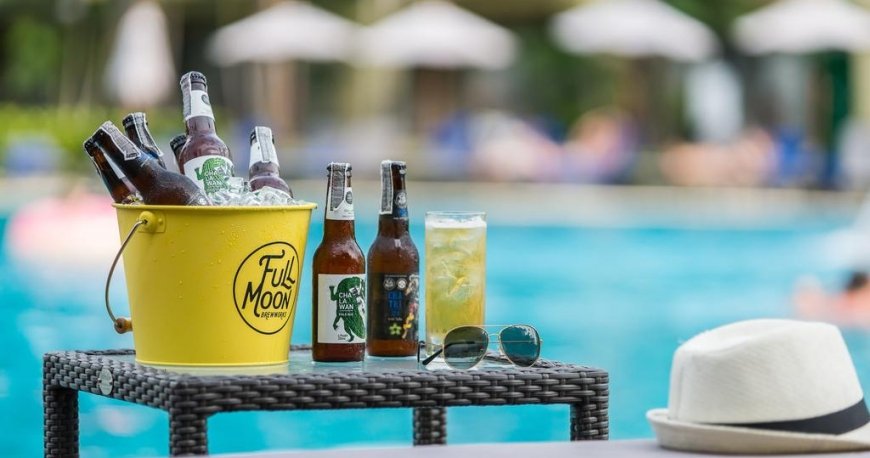 استخر هتل ماریوت ریزورت مرلین بیچ استخر هتل ماریوت ریزورت مرلین بیچ