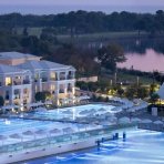 هتل تایتانیک دلوکس